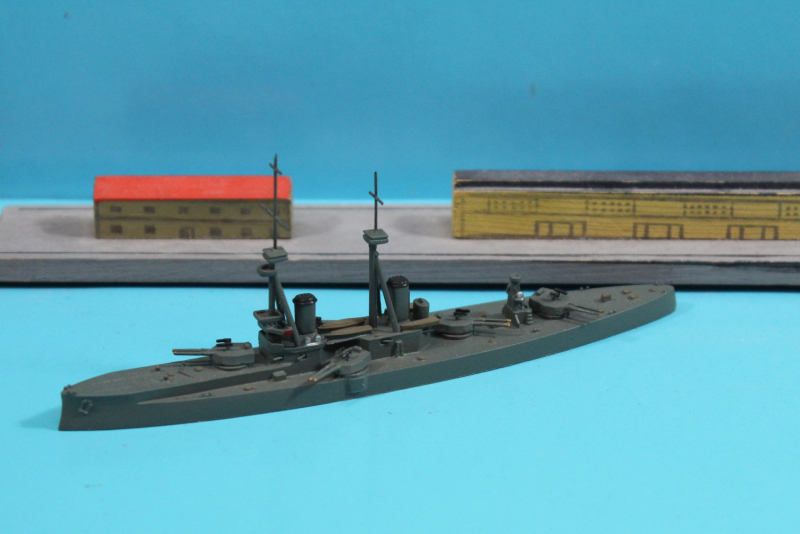 Battleship "Superb" green-grey (1 p.) GB 1909 Navis NM 108